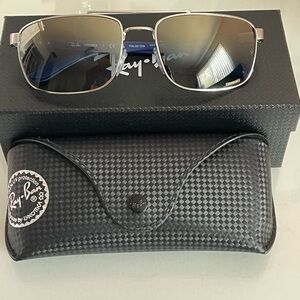 Brand new Ray-Ban Sun Glasses